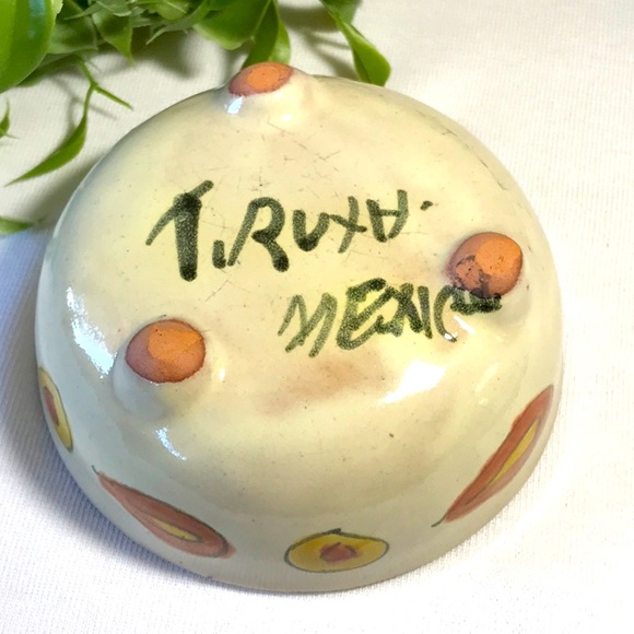 Set of Two Hand Crafted Decorative Pottery Bowls - Picture 3 of 5